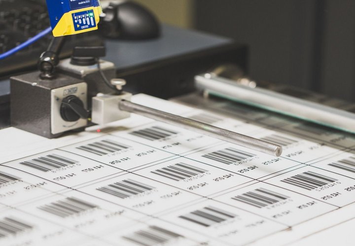 inotec Barcode RFID Label Service Labeldruck Qualitätskontrolle